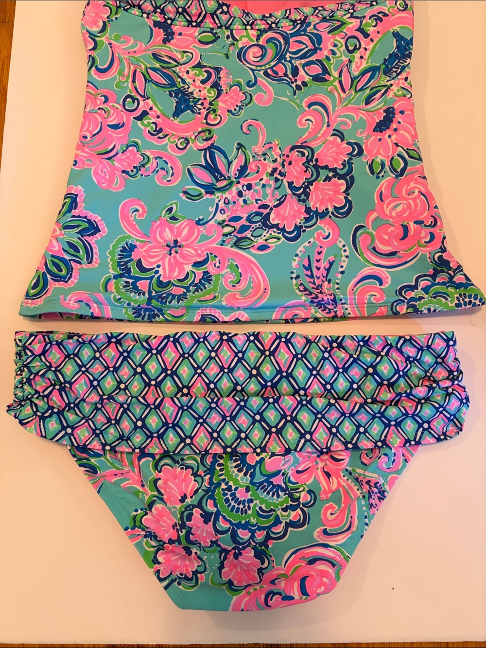 Lilly Pulitzer Justina Tankini Top in Jungle Sunrise & Sarong Bottom Set - Picture 7 of 9